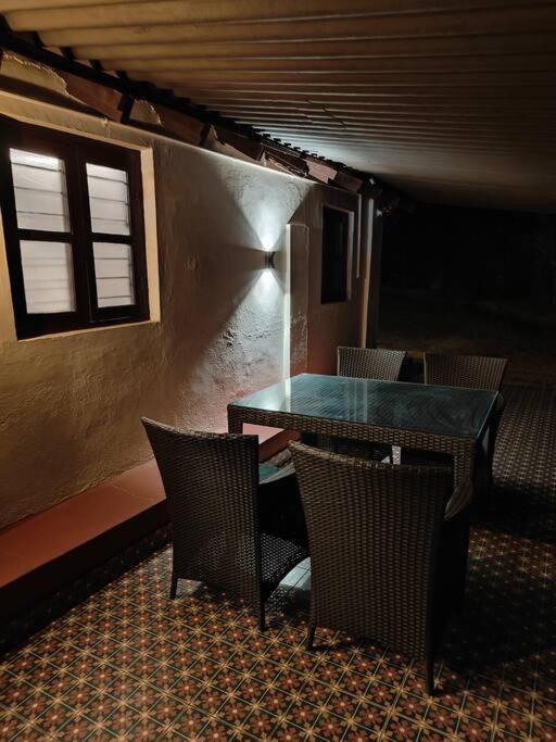 A Quaint Cottage With Rajah'S Seat View. 마디케리 외부 사진